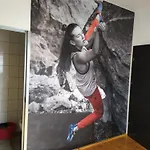 Trafo Base Camp 게스트하우스 크로시체