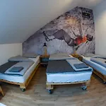 게스트하우스 Trafo Base Camp 3*