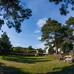 게스트하우스 Trafo Base Camp 3*