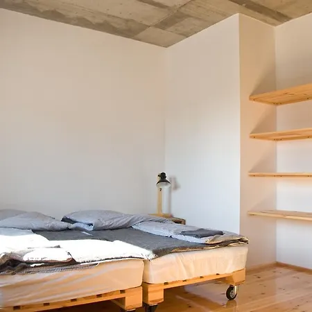 Trafo Base Camp بيت ضيافة كروتشيسته