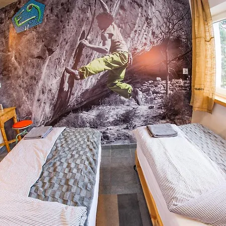 بيت ضيافة Trafo Base Camp 3*