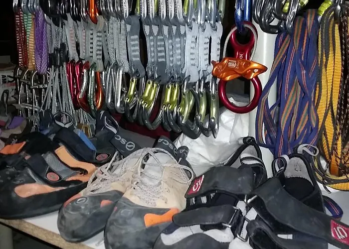 بيت ضيافة Trafo Base Camp