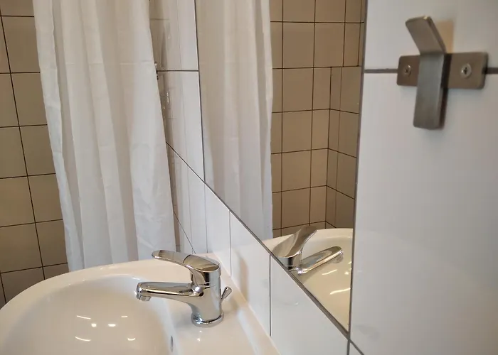 بيت ضيافة Trafo Base Camp كروتشيسته