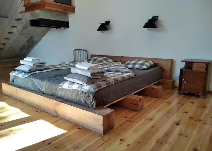 Trafo Base Camp كروتشيسته