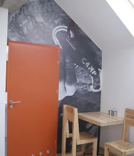 Trafo Base Camp كروتشيسته